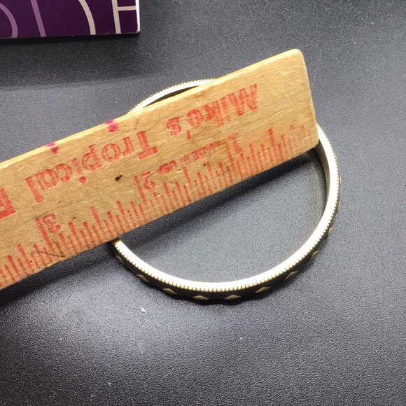 Lia Sophia Bracelet New in Box Cityscape Charcoal Enamel Bracelet Small Signed - Picture 6 of 7